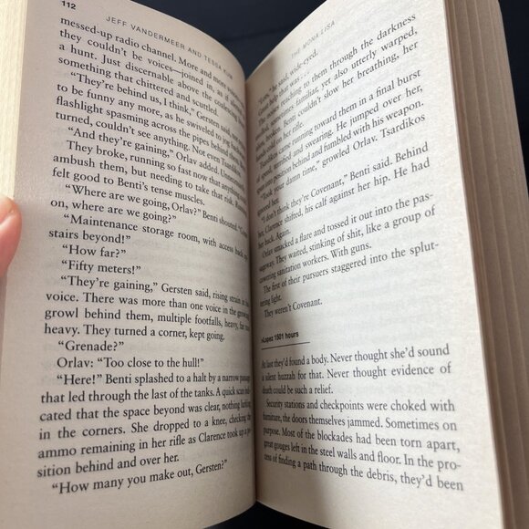 Halo Evolutions Essential Tales Of The Halo Universe Volume 2 Paperback 2010 US - Picture 6 of 12